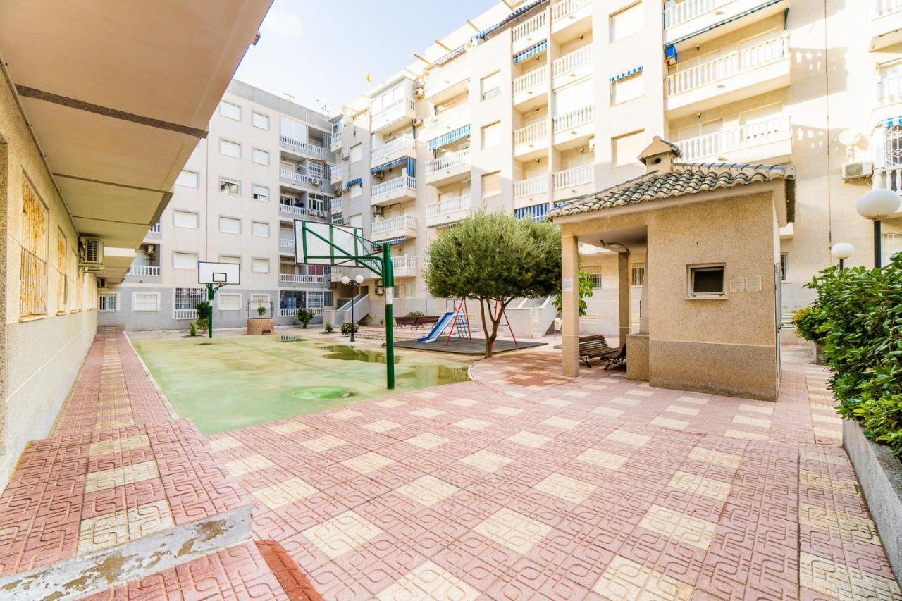 Apartamento Alegria Id 27 Torrevieja Exterior foto